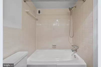 1111 University Boulevard W #1118-A, Silver Spring, MD 20902 - Photo 21