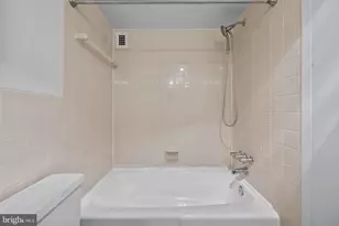 1111 University Blvd W, Silver Spring, MD 20902 - Photo 21