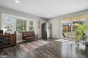 17616 Garrett Dr, Gaithersburg, MD 20878 - Photo 19