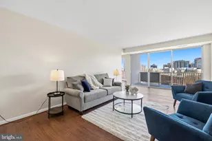 8315 N Brook Ln N, Bethesda, MD 20814 - Photo 3