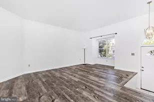49 Lake Park Ct, Germantown, MD 20874 - Photo 3