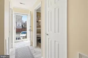 10263 Arizona Cir, Bethesda, MD 20817 - Photo 15