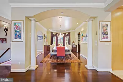 11724 Gainsborough Road, Potomac, MD 20854 - Photo 9