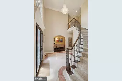 11724 Gainsborough Road, Potomac, MD 20854 - Photo 7