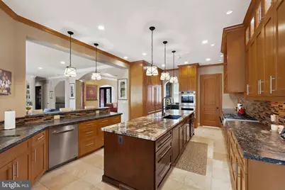 11724 Gainsborough Road, Potomac, MD 20854 - Photo 21