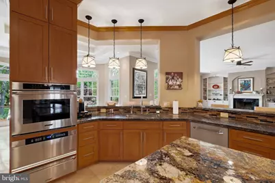 11724 Gainsborough Road, Potomac, MD 20854 - Photo 15