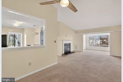 896 Windbrooke Drive #896, Gaithersburg, MD 20879 - Photo 3