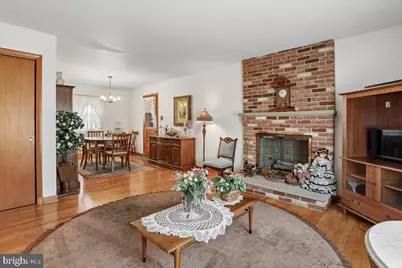 21909 Frederick Road, Boyds, MD 20841 - Photo 3