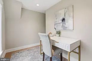 3301 Winnett Rd, Chevy Chase, MD 20815 - Photo 27