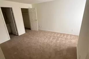 18520 Boysenberry Dr, Gaithersburg, MD 20879 - Photo 5