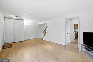 14415 Pebble Hill Ln, North Potomac, MD 20878 - Photo 19