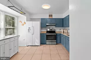 19021 Grotto Ln, Germantown, MD 20874 - Photo 9