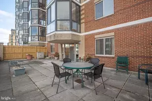 24 Courthouse Sq, Rockville, MD 20850 - Photo 9