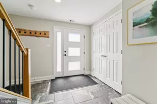 10449 Kardwright Ct, Montgomery Village, MD 20886 - Photo 5