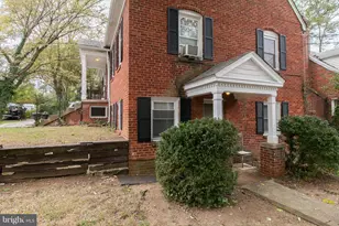 908 Prospect St, Takoma Park, MD 20912 - Photo 5
