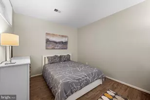 10806 Whiterim Dr, Potomac, MD 20854 - Photo 15