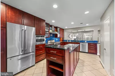 10806 Whiterim Drive, Potomac, MD 20854 - Photo 5