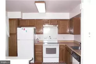 7706 Majestic, Derwood, MD 20855 - Photo 3