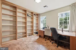 9010 Bradgrove, Bethesda, MD 20817 - Photo 19