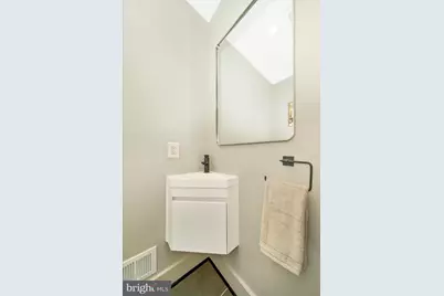 10405 Inwood Avenue, Silver Spring, MD 20902 - Photo 17