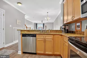 801 Pleasant Dr, Rockville, MD 20850 - Photo 9