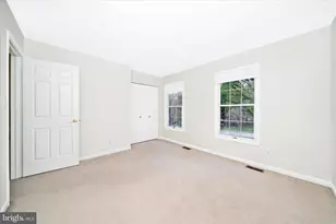 15623 Sycamore Ln, Rockville, MD 20853 - Photo 33