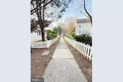 628 Bright Meadow Mews, Gaithersburg, MD 20878 - Photo 3