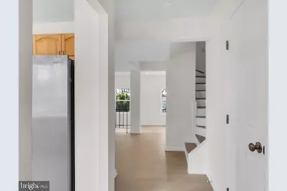 26 Timber Rock Road, Gaithersburg, MD 20878 - Photo 5