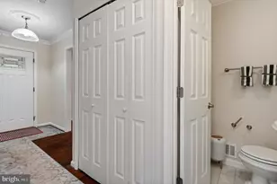 14900 Westbury Rd, Rockville, MD 20853 - Photo 41