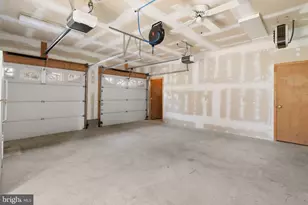 5820 Winegrove Ct, Derwood, MD 20855 - Photo 59