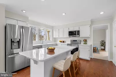 5820 Winegrove Court, Derwood, MD 20855 - Photo 5