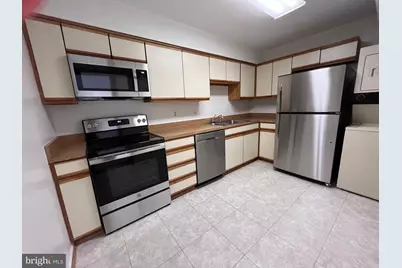 15100 Interlachen Drive #815, Silver Spring, MD 20906 - Photo 7