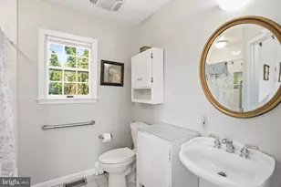 20800 Brooke Knolls Rd, Laytonsville, MD 20882 - Photo 17