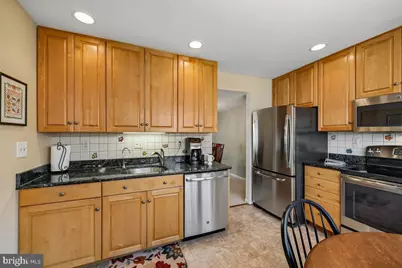 9318 Bremerton Way, Gaithersburg, MD 20886 - Photo 25