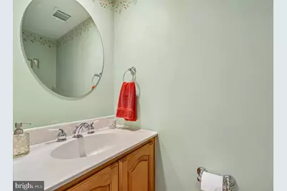 9318 Bremerton Way, Gaithersburg, MD 20886 - Photo 13