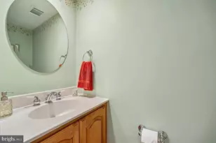 9318 Bremerton Way, Gaithersburg, MD 20886 - Photo 13