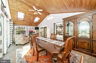 15211 Avery Rd, Rockville, MD 20855 - Photo 21