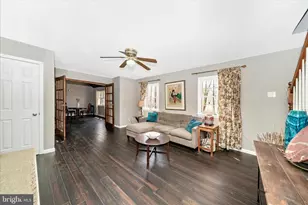 15211 Avery Rd, Rockville, MD 20855 - Photo 13