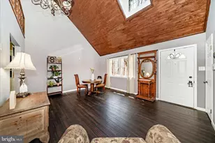 15211 Avery Rd, Rockville, MD 20855 - Photo 5