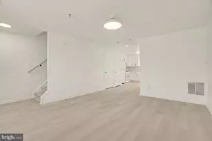 14805 Strawberry Ln, Burtonsville, MD 20866 - Photo 5