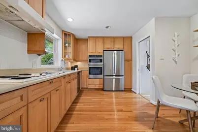 10706 Stoneyhill Drive, Silver Spring, MD 20901 - Photo 11