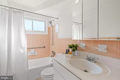 6200 Rockhurst Road, Bethesda, MD 20817 - Photo 13