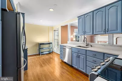 19355 Frenchton Place, Montgomery Village, MD 20879 - Photo 11