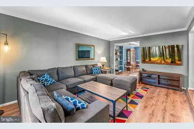 19355 Frenchton Place, Montgomery Village, MD 20879 - Photo 9