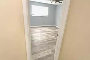 11321 College View Dr, Silver Spring, MD 20902 - Photo 17