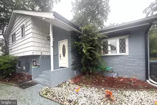 11321 College View Dr, Silver Spring, MD 20902 - Photo 5