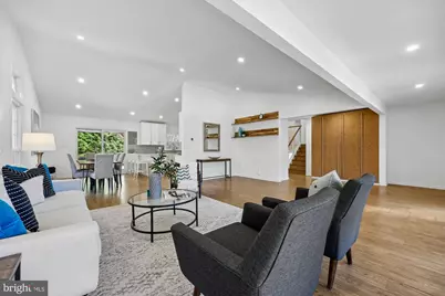 929 Farm Haven Drive, Rockville, MD 20852 - Photo 5