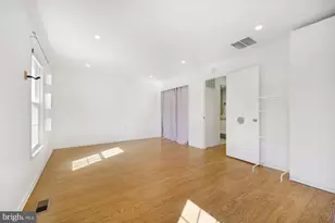 929 Farm Haven Dr, Rockville, MD 20852 - Photo 49