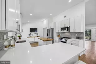 929 Farm Haven Dr, Rockville, MD 20852 - Photo 13