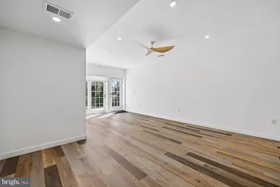 929 Farm Haven Drive, Rockville, MD 20852 - Photo 33